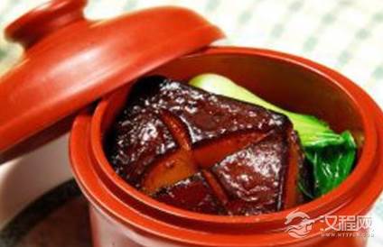 东坡肉的称谓是怎么来的？东坡肉与苏东坡是什么关系？