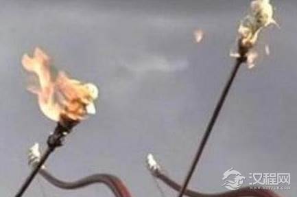 为何草船借箭的时候曹操不放火箭？主要的原因有哪些？