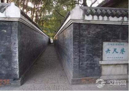 六尺巷是怎么来的？六尺巷出自什么典故？