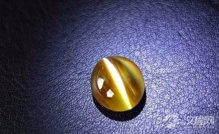 宝石作为自然界中的石之精品，宝石学中出现了什么现象？