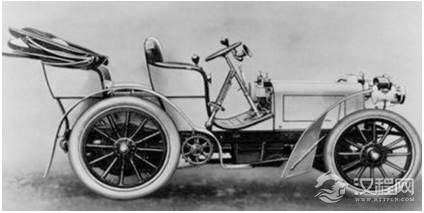 是谁发明了世界上第一辆汽车？现在保存在哪里？