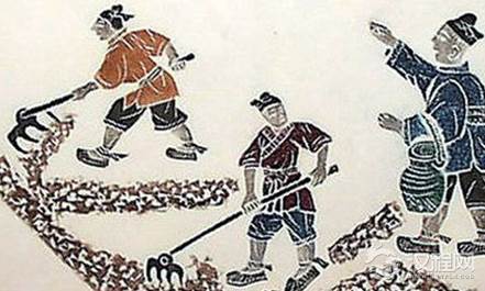 北魏孝文帝为了缓和阶级矛盾，在冯太后的辅佐下进行哪些改革？