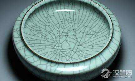 传世哥窑的主要特征是什么？宋代时期的传说有哪些？