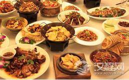 除夕夜就餐禁忌:不能和祖先争抢座位!