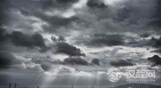 世界上雨量最多的国家：雨极乞拉朋齐(年降水2.6万毫米)