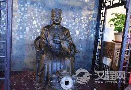 朱元璋手指猪蹄问沈菜名，沈机智回答仨字