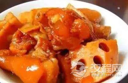 朱元璋指着一个猪蹄问沈万三这是什么?