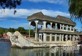 乾隆为什么要在颐和园中建造石船有何用意
