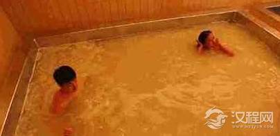 世界上最奇葩的几种洗澡方式，战斗民族最强，德国最爽