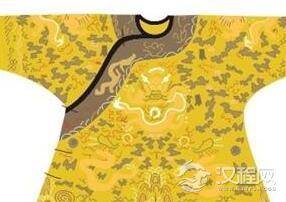 清朝君主龙袍值多少钱？