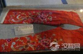 古代嫁女儿的嫁妆中为何会备有开裆裤？