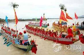 解析端午节的主要习俗之一赛龙舟的历史由来