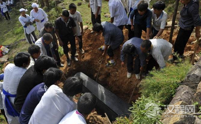 中国十大丧葬方式：风葬、天葬、塔葬，你还知道哪几种？