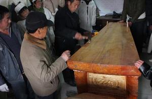 我是怕啦，我们老家的丧事习俗，过程繁琐超乎想象！