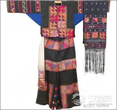 云南富宁县彝族女套装