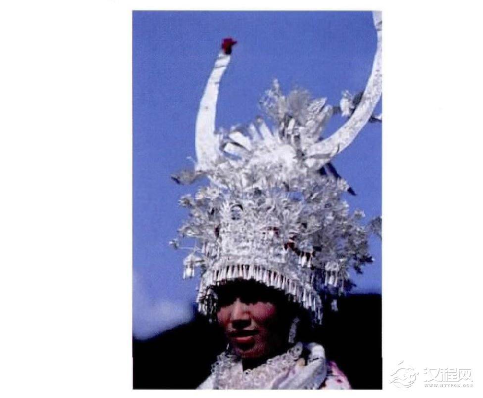 湘西苗族女子银冠1