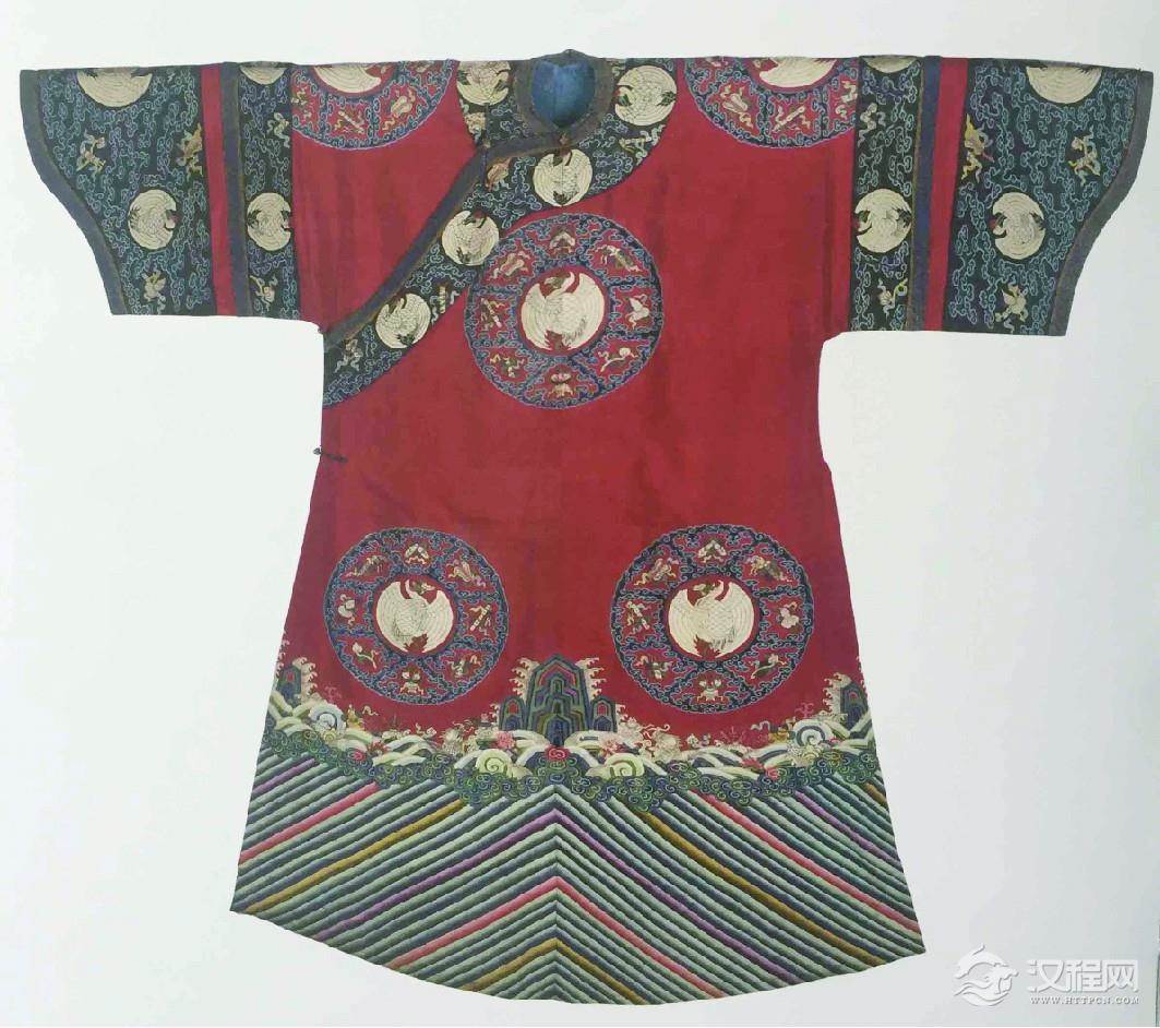 大红缂丝团鹤暗八仙女夹袍