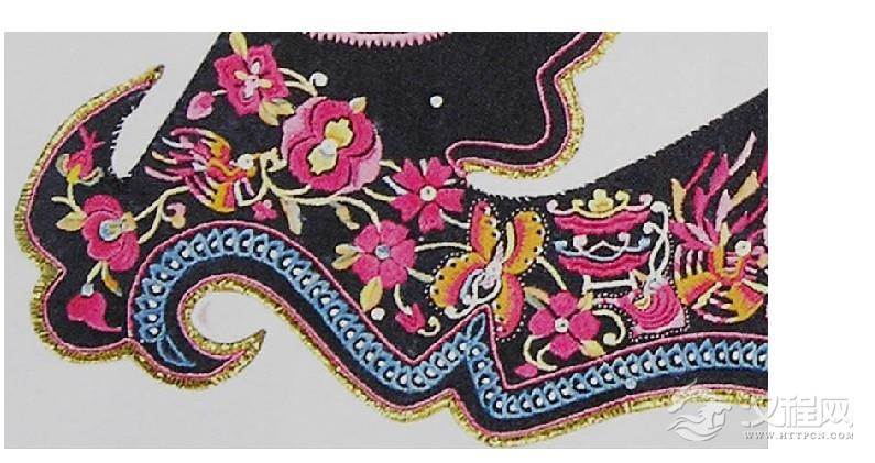 彝族凤凰与蝴蝶图案