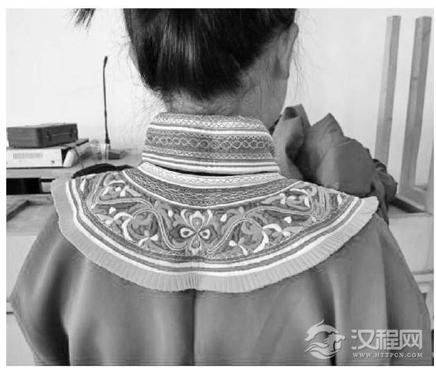 彝族的服饰图案纹样