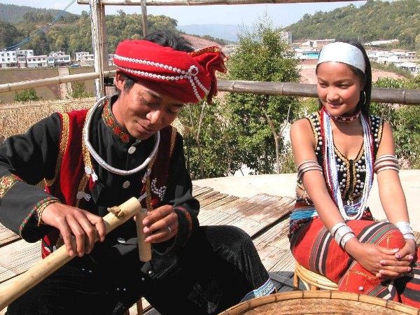  云南少数民族服饰 - 佤族服装 