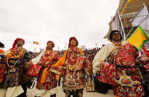 知识点·藏族｜带你了解藏族服饰的色彩背后的美好寓意！