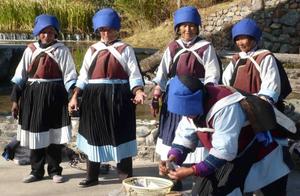 纳西族的老者——民族特色服装