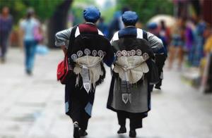 丽江文化｜传统服饰“披星戴月”，勤劳与智慧的象征