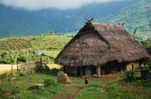 来自阿佤山自称“司岗里”的民族