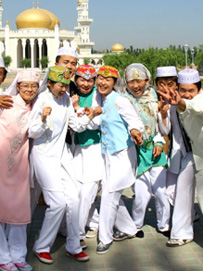 少数民族回族服饰特点