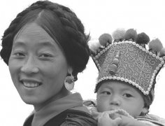 试析大凉山彝族儿童鸡冠帽的文化内涵