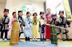 古代十大娱乐项目，足球，篮球，高尔夫和电影院的原型都有了