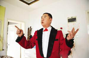 听见头上鸟叫却找不到鸟影 原来是