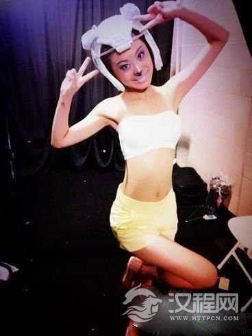 开幕式中国舞者:扮泰迪熊 弄头饰需2小时