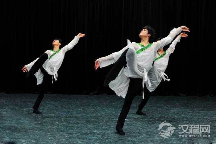 古典舞身法韵律的贯穿