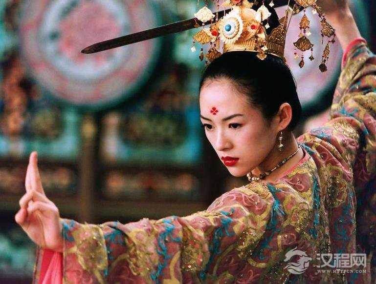 剑舞形式绚丽多彩