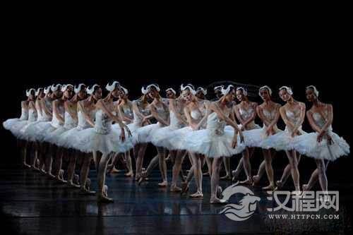 芭蕾舞曲是如何发展的？