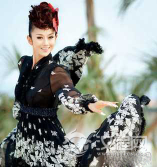 “把黄沙攥出绿汁”的艺术理想