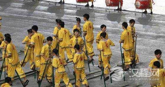 高脚竹竿舞风云历程