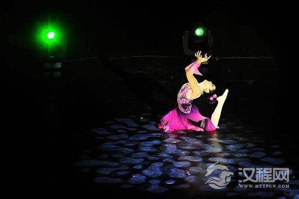 中国舞翻身的特点