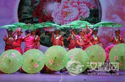 老年民族舞基本功学习