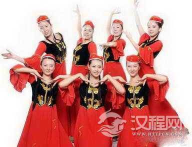 新疆舞动脖子诀窍