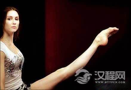 舞蹈演员脚部力量训练 漂亮脚背的形成