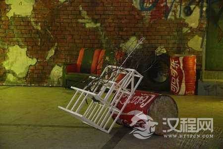 解析舞台美术在舞蹈作品中的作用