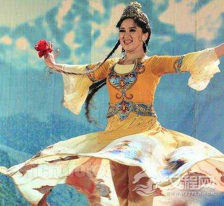 舞蹈道具不能单纯地作为舞台摆设