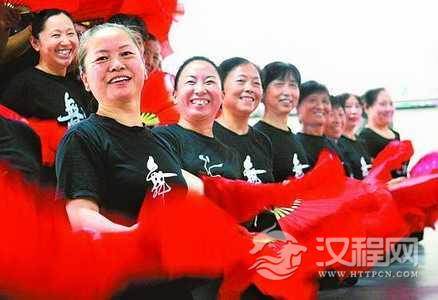 中老年人适合跳哪些舞蹈