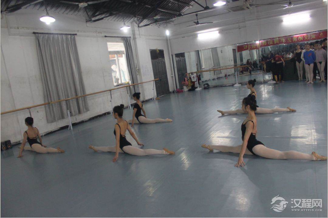 舞蹈剧目中如何融景于情？