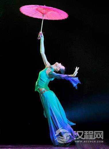 独舞本身局限性超出其他任何形式舞蹈