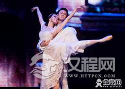 男士和舞伴培养相互信任的关系至关重要