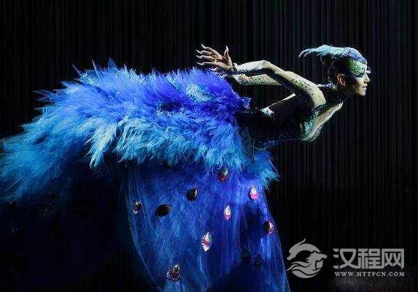 舞蹈中的表现离不开再现