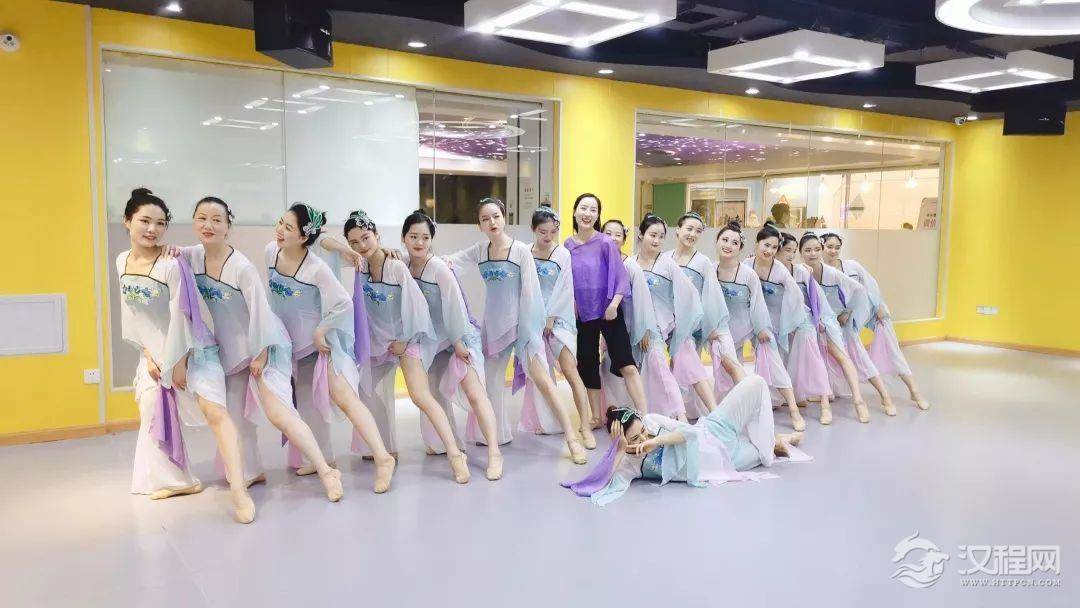 舞蹈爱好者的独白：所有眼泪都变成了底气